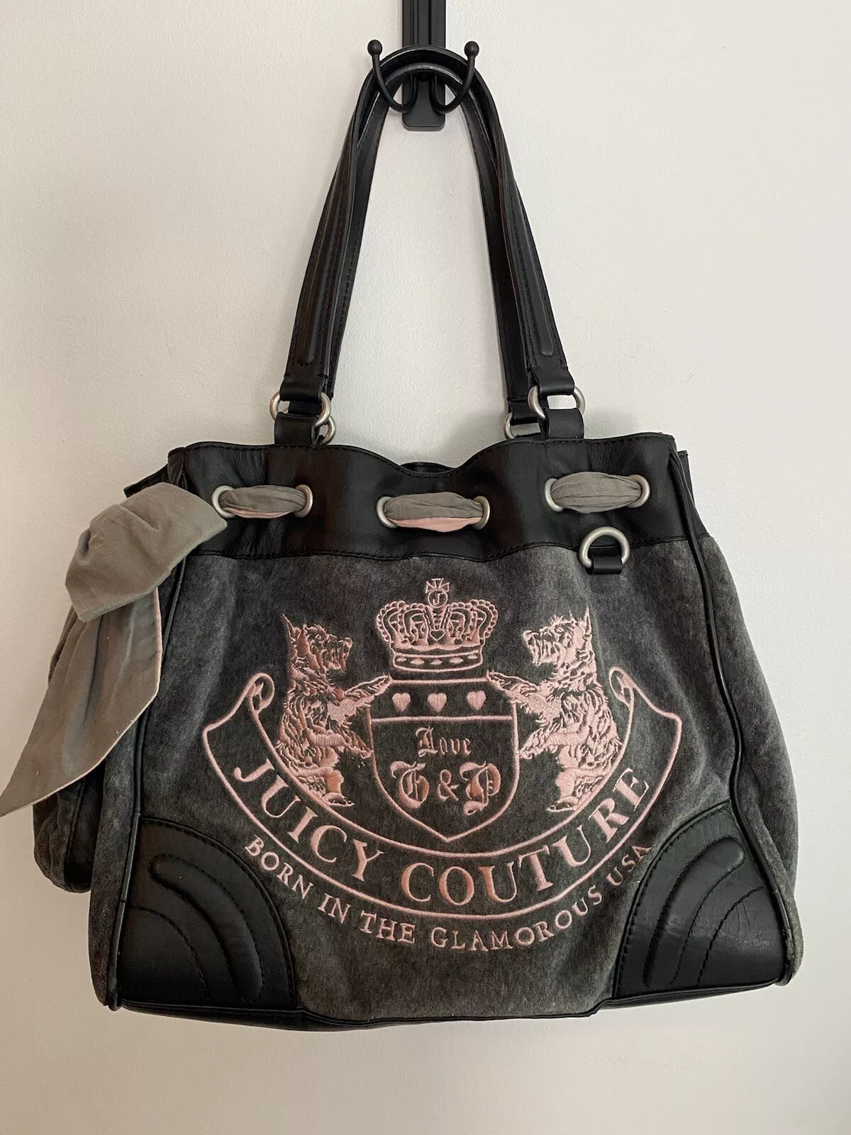 Rare vintage Juicy Couture Daydreamer Bag Purse Grey Pink with embroidered dogs