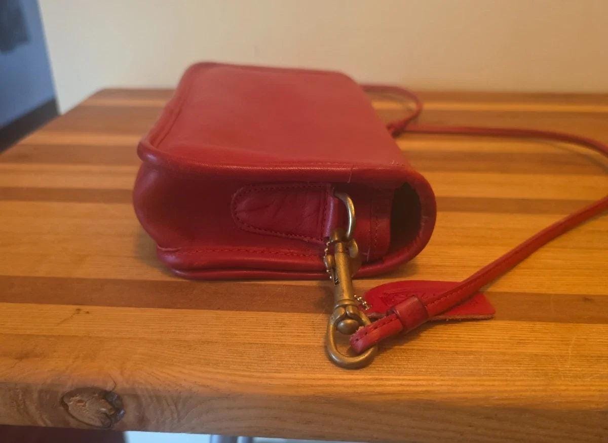 Vintage Red Dinky Crossbody Coach Bag. Made in New York City USA, 70s