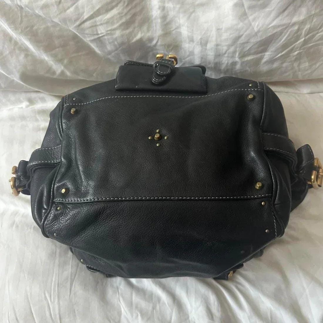 Vintage Chloé Paddington Bag – Black Leather with Gold Hardware (2000s/2010s)