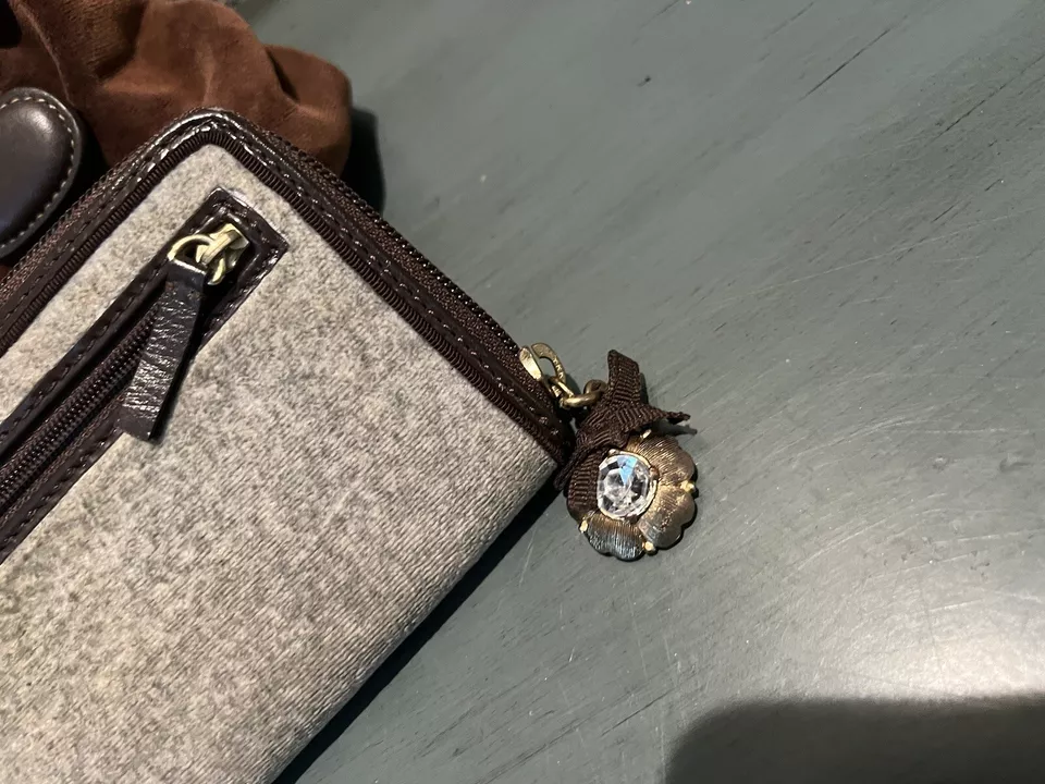 Juicy Couture Y2K Royal Juicy Velour Daydreamer Bag Taupe Brown/Matching Wallet